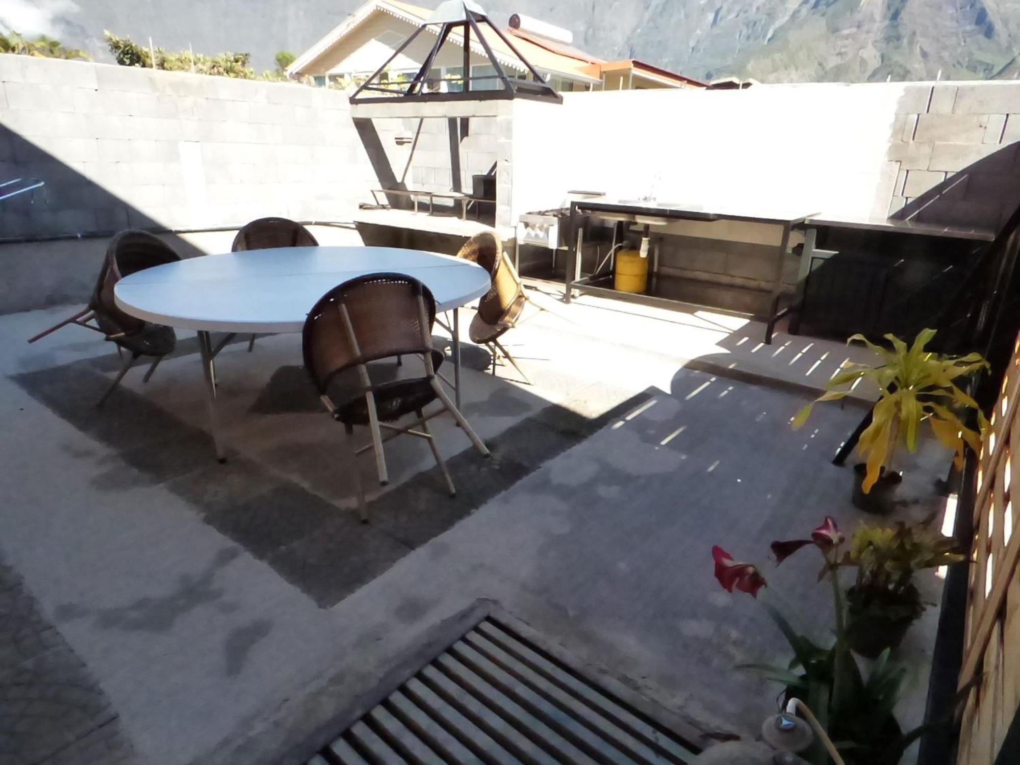 Chambres Et Tables D'Hotes Chez Paul Et Lydie Cilaos Exteriér fotografie